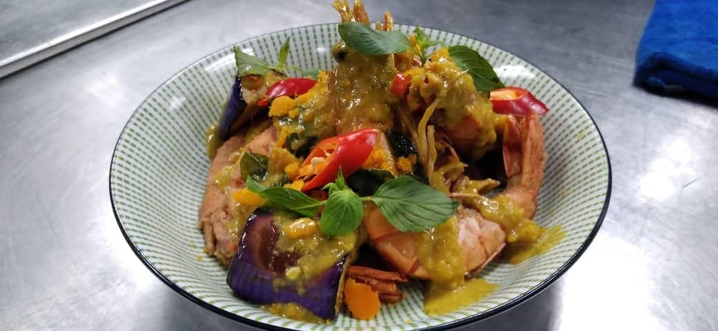 De.Wan 1958 by Chef Wan | Udang Harimau Kari Hijau Telur Asin